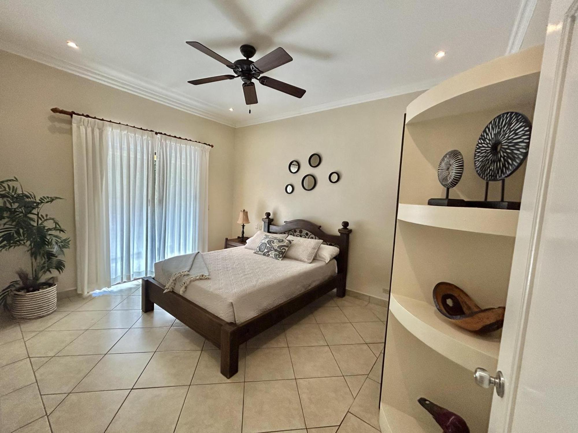 Sunrise 1- 3 Bedroom Poolside Condo 타마린도 외부 사진