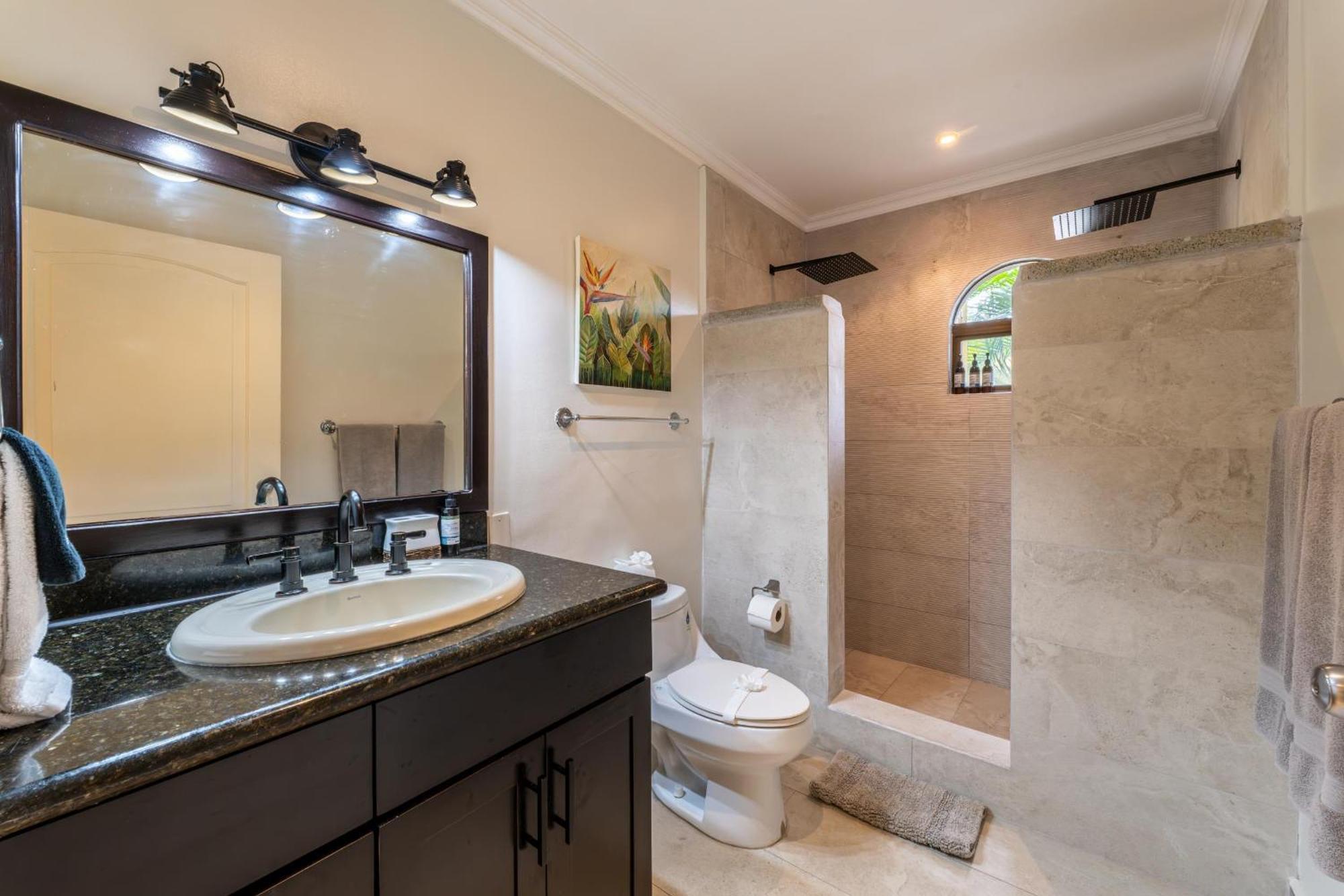 Sunrise 1- 3 Bedroom Poolside Condo 타마린도 외부 사진